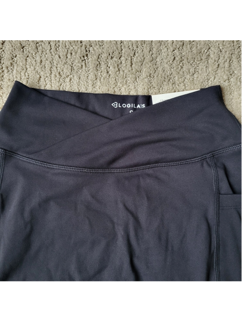 Women's Crisscross Scrunch Bike Shorts – Blogilates – Black – Size S – NWT - Picture 9 of 12